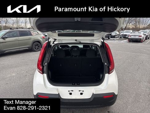 Used 2021 Kia Soul LX image 9