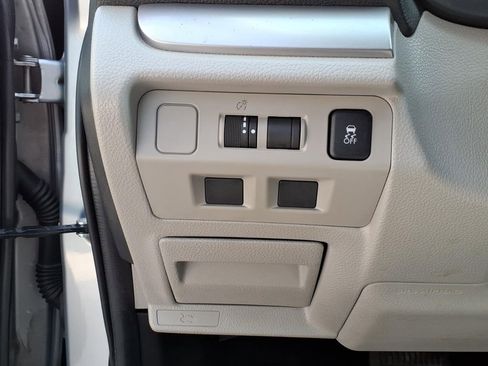 Used 2016 Subaru Forester 2.5i Premium w/ Popular Package #2 AWD/4WD image 15