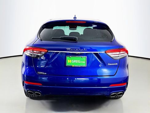 Used 2023 Maserati Levante GT AWD/4WD image 8