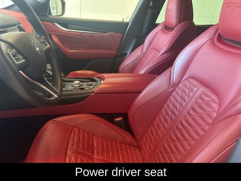 Used 2022 Maserati Levante Trofeo image 7