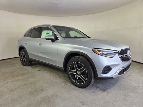 New 2027 Mercedes-Benz GLC 300 image 1