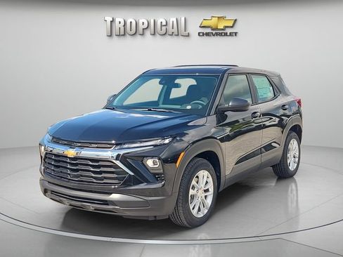 New 2026 Chevrolet TrailBlazer LS FWD image 1