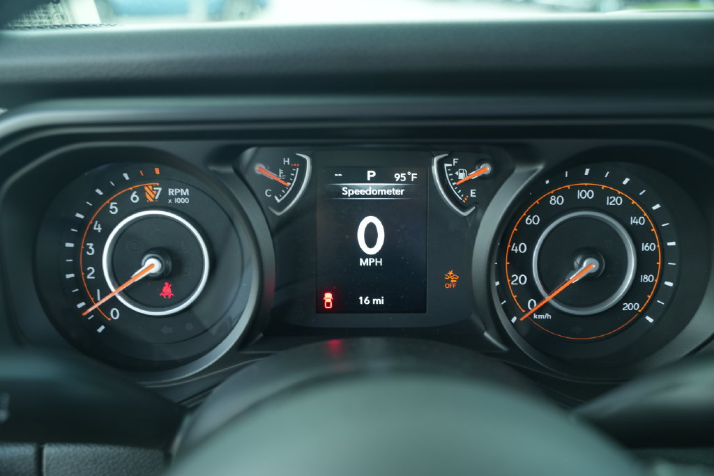 New 2026 Jeep Gladiator Sport AWD/4WD image 27