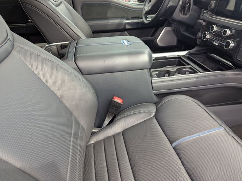 New 2026 Ford F250 Platinum image 39