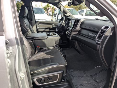 Used 2023 RAM 1500 Laramie image 31