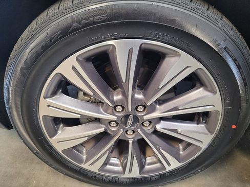 Used 2020 Lincoln Corsair Reserve w/ Equipment Group 201A image 31