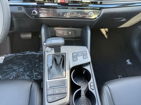 New 2026 Kia Sportage X-Line w/ X-Line Technology Package AWD/4WD image 14