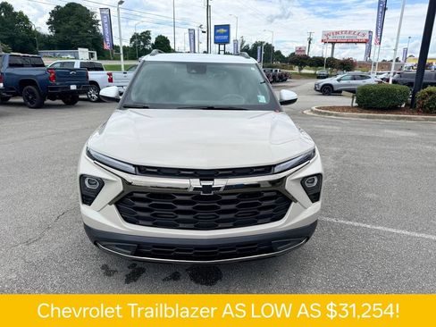 Used 2026 Chevrolet TrailBlazer ACTIV w/ Convenience Package FWD image 19