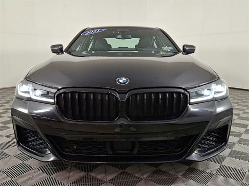 Used 2021 BMW M550i xDrive w/ Dynamic Handling Package image 5