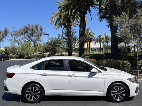 Used 2022 Volkswagen Jetta S FWD image 16