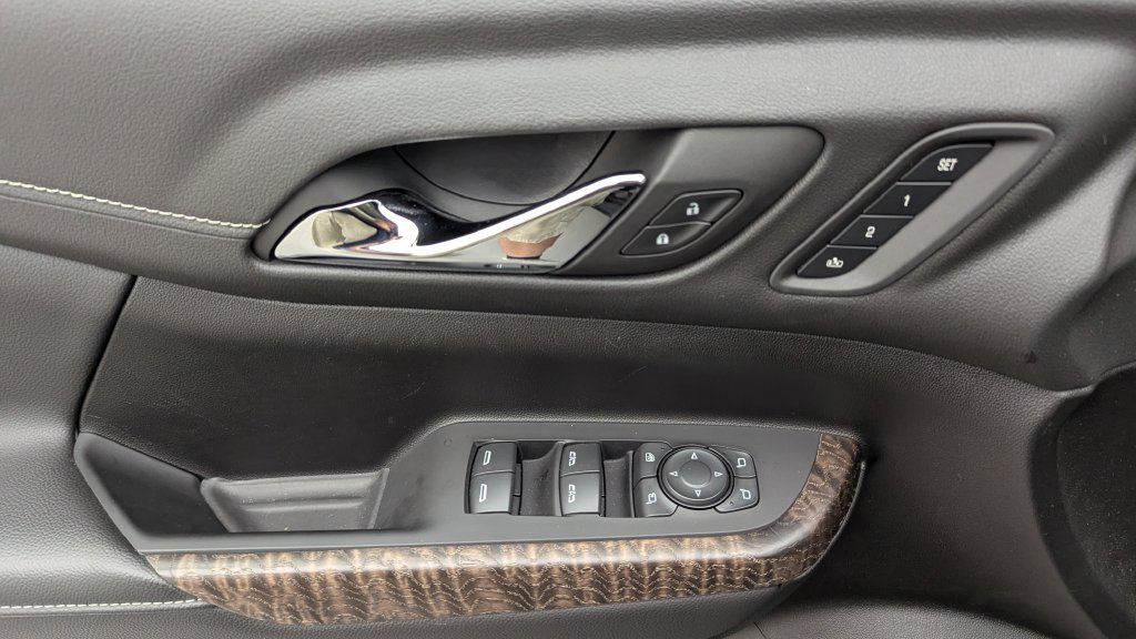 Used 2023 GMC Acadia Denali w/ LPO, Floor Liner Package FWD image 34