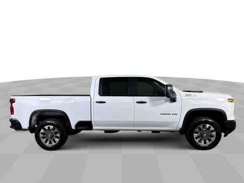 New 2026 Chevrolet Silverado 2500 Custom w/ Custom Value Package AWD/4WD image 9