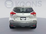 Used 2020 Nissan Kicks SV image 5