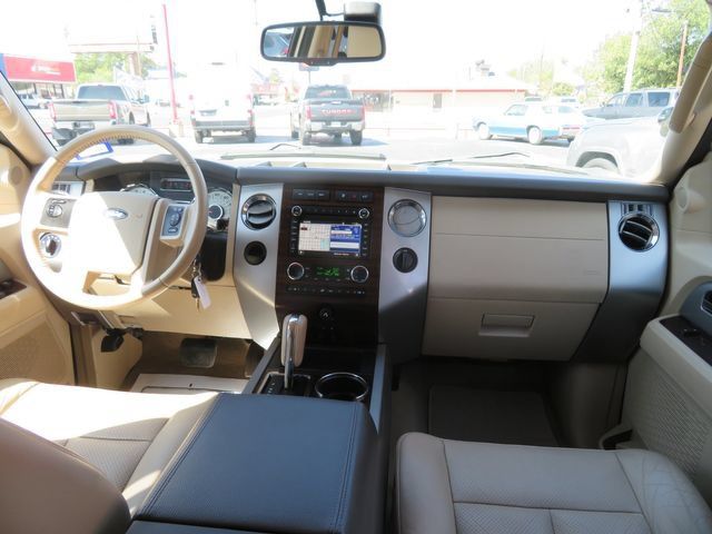 Used 2014 Ford Expedition XLT w/ Equipment Group 202A RWD image 17
