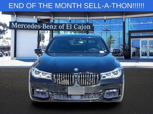 Used 2017 BMW 750i RWD image 2