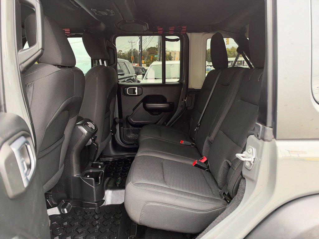 Used 2020 Jeep Wrangler Unlimited Sport S AWD/4WD image 22