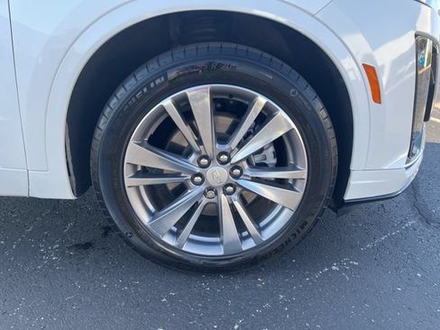 Used 2024 Cadillac XT6 Premium Luxury AWD/4WD image 18