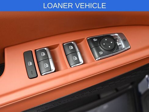Used 2026 Kia Carnival EX FWD image 10