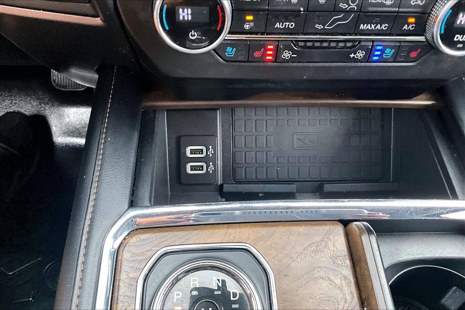 Used 2019 Ford Expedition Platinum AWD/4WD image 16