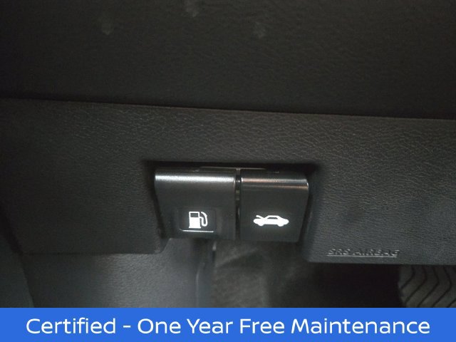 Certified 2025 Nissan Versa SV w/ Trunk Package FWD image 10