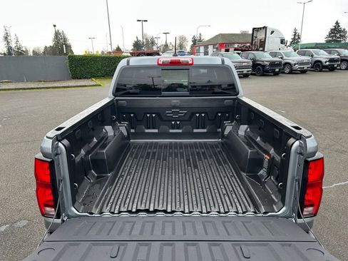 New 2025 Chevrolet Colorado Z71 w/ Technology Package image 24