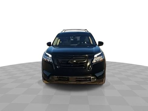 Used 2022 Nissan Pathfinder SV w/ SV Premium Package image 3