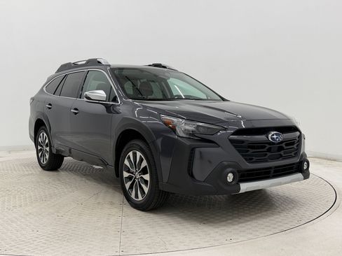 Used 2024 Subaru Outback Touring XT AWD/4WD image 7