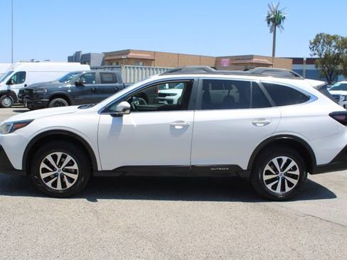 Used 2020 Subaru Outback Premium AWD/4WD image 9