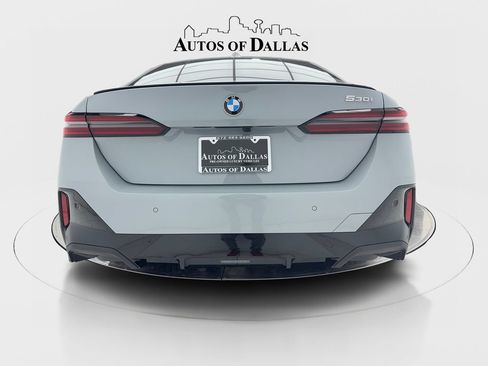 Used 2026 BMW 530i w/ M Sport Package RWD image 10