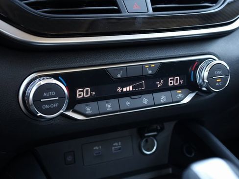 New 2025 Nissan Altima 2.5 SR w/ SR Premium Package image 19