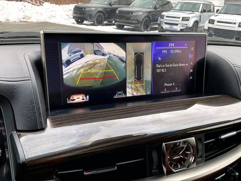 Used 2017 Lexus LX 570 4WD image 14