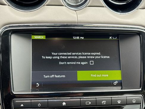 Used 2017 Jaguar XJ L Portfolio image 32