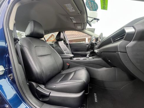 Used 2020 Nissan Altima 2.5 S FWD image 15