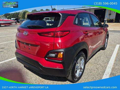 Used 2021 Hyundai Kona SE FWD image 2