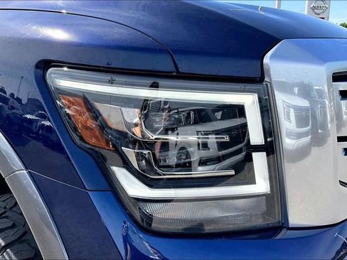 Used 2022 Nissan Titan Platinum Reserve w/ Moonroof Package AWD/4WD image 32