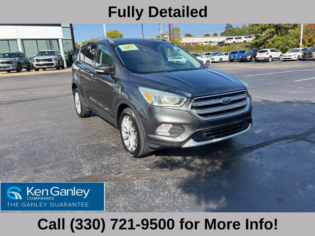 Used 2017 Ford Escape Titanium FWD image 5
