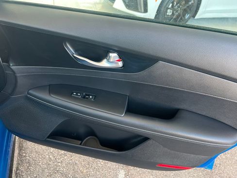 Certified 2022 Kia Forte GT-Line FWD image 20