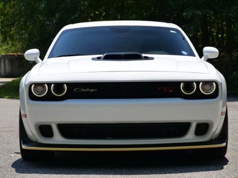 Used 2022 Dodge Challenger R/T Scat Pack RWD image 5