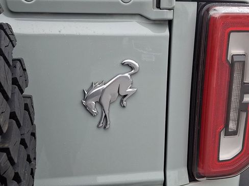Certified 2021 Ford Bronco Badlands AWD/4WD image 32