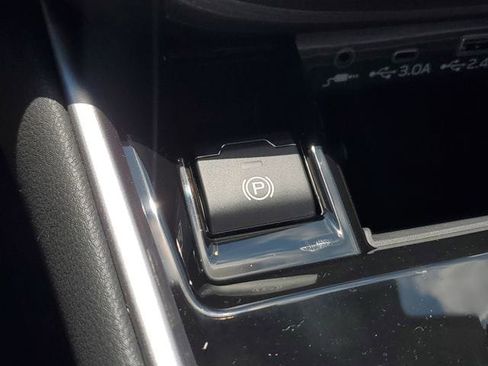 Used 2025 Subaru Outback Limited w/ Popular Package #2 image 34