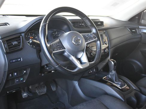 Used 2020 Nissan Rogue S w/ Special Edition Package image 18