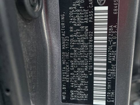 Used 2024 Toyota Camry SE image 31