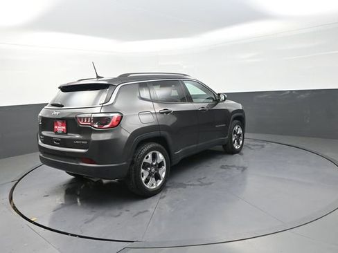 Used 2021 Jeep Compass Limited image 9