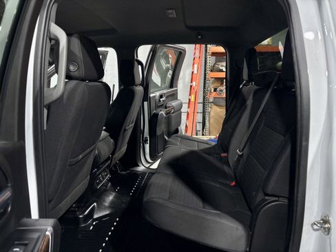 Used 2023 GMC Sierra 2500 SLE w/ SLE Convenience Package image 18