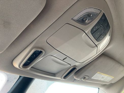 Used 2023 Chrysler Pacifica Limited image 28