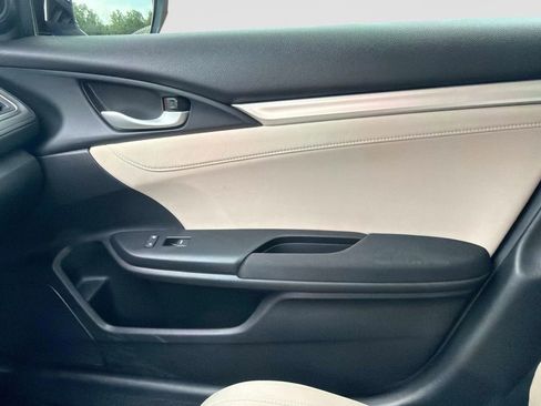 Used 2017 Honda Civic EX image 23