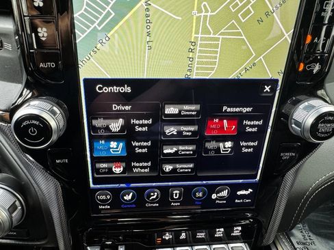 Used 2019 RAM 1500 Limited image 31