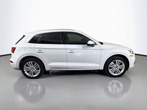 Used 2019 Audi Q5 2.0T Premium Plus w/ Premium Plus Package AWD/4WD image 4