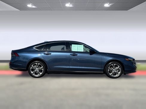 Certified 2024 Honda Accord EX image 8