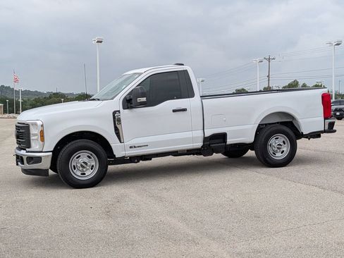 Used 2026 Ford F250 XL w/ XL Chrome Package RWD image 5